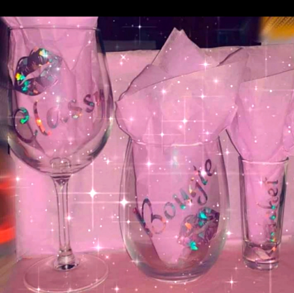 Wine glass set
